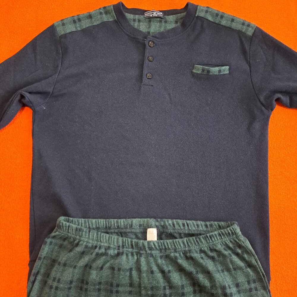 Italian Men's Fleece Pajama Top + Bottom  (M)